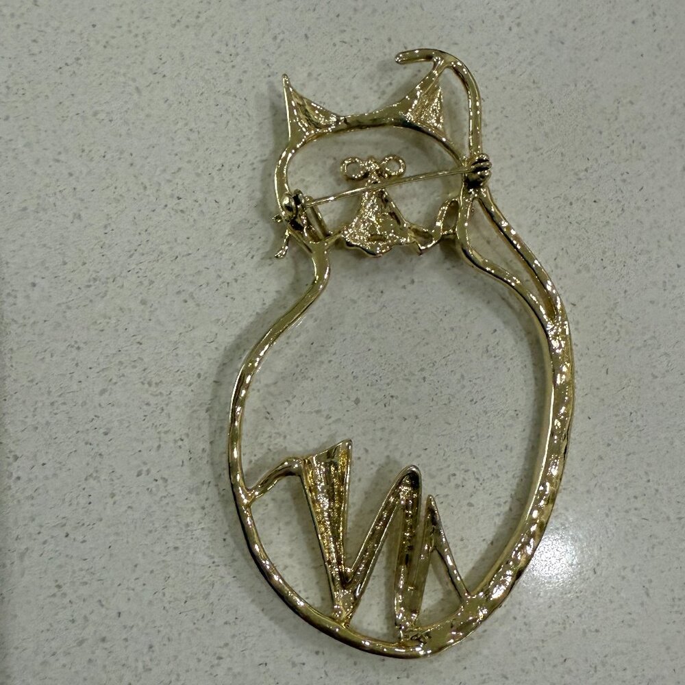 Big Kitty Cat Brooch - Picture 5 of 6
